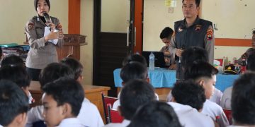 Dukung Program Jawa Tengah Zero Bullying, Polisi di Demak Blusukan Kesekolah