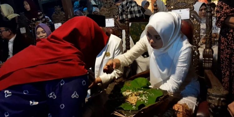 Tradisi Nasi Ancakan Tahun Ini Masuk Rekor Muri