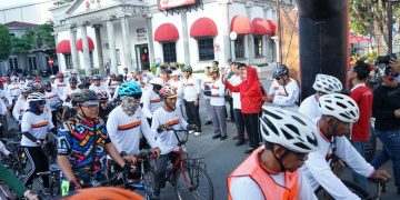 Mbak Ita Lepas Sepeda Santai Ramah Lingkungan