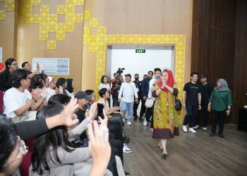 Mbak Ita Apresiasi Audisi Indonesian Idol XIII di Semarang