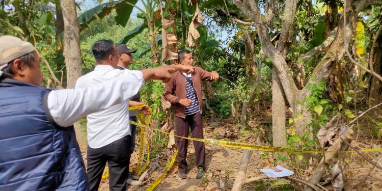 Diduga Dibunuh, Mayat Wanita Bertato Ditemukan di Pinggir Kali Tuntang