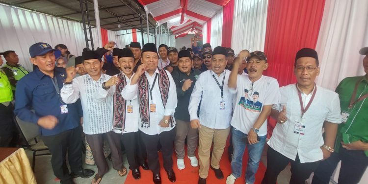 Edi Sayudi-Eko Pringgolaksito Daftar Cabup Cawabup di KPU