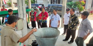 BRIN Bantu Petani Demak Dengan Alih Teknologi Mesin Pengolah Sorgum