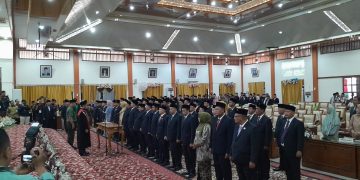 50 Anggota DPRD Demak Periode 2024-2029 Dilantik, H. Zayinul Fata, S.E. dan H. Sri Fahrudin Bisri Slamet, S.E. Ditunjuk sebagai Pimpinan Sementara