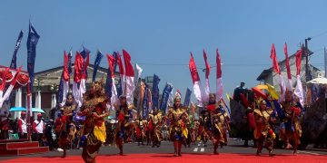 Meriahnya Karnaval Peringati HUT RI di Demak, Bupati Ajak Wujudkan Nusantara Baru, Indonesia Maju