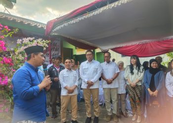 Ketua Fraksi Gerindra DPRD Kota Semarang Nunung H Sriyanto saat bersama Yoyok Sukawi dan Joko Santoso saat menghadiri kegiatan bersama