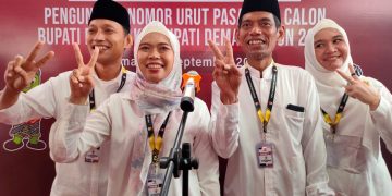 Dua Paslon Bupati Demak Tandatangani Deklarasi Damai