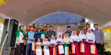 Bupati Eistianah Berikan Penghargaan Setingginya Kepada Petani