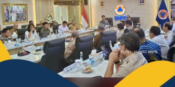 Menteri Nusron Siapkan 50 Hektare Tanah untuk Relokasi Korban Erupsi Gunung Lewotobi Laki-Laki NTT