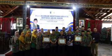 Pemkab Demak Salurkan Dana Bantuan LGN-OTA Secara Simbolis