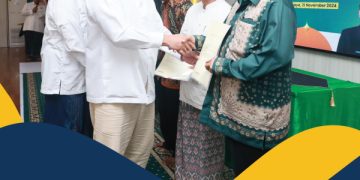Terima Sertipikat dari Menteri Nusron, Perwakilan dari Pesantren Al Yasmin: Dukung Santri Jadi Entrepreneur