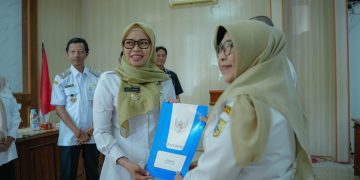 Bupati Demak Serahkan SK Purna Tugas, Apresiasi Pengabdian Pegawai