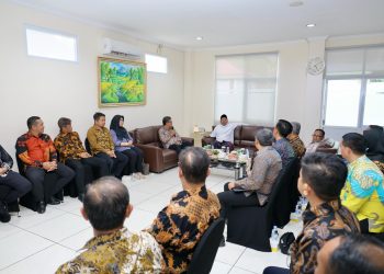 Berikan Pengarahan di Kantor Pertanahan Kota Balikpapan, Menteri Nusron Minta Jajarannya Inventarisasi Tanah Terindikasi Telantar