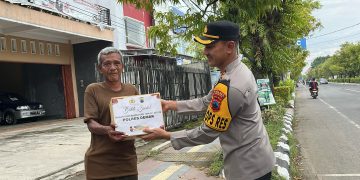 Polres Demak Gelar Bakti Sosial Ramadhan, Bagikan Sembako kepada Masyarakat