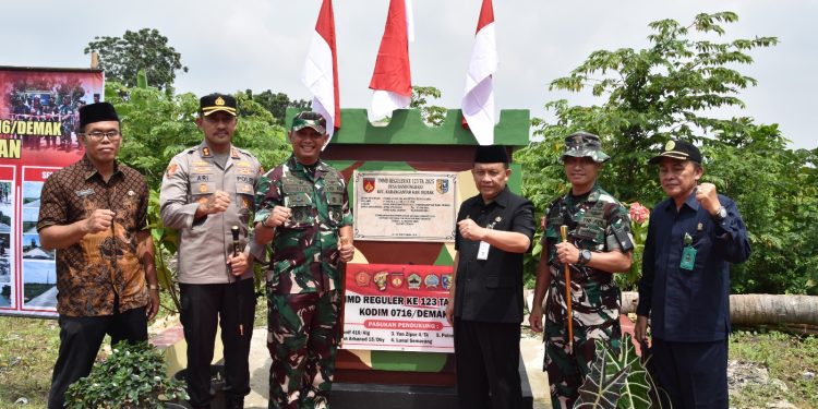 TMMD Reguler Ke-123 Kodim 0716/Demak Di Desa Bandungrejo Secara Resmi Ditutup