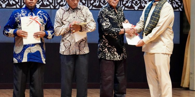 Tegaskan Pentingnya Perlindungan Hak Masyarakat Hukum Adat, Menteri Nusron Dorong Percepatan Pendaftaran Tanah Ulayat di Sumatera Barat