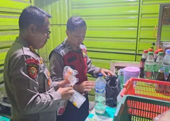 Gencar Berantas Miras dan ‘Es Moni’, Polres Demak Amankan Puluhan Botol Miras
