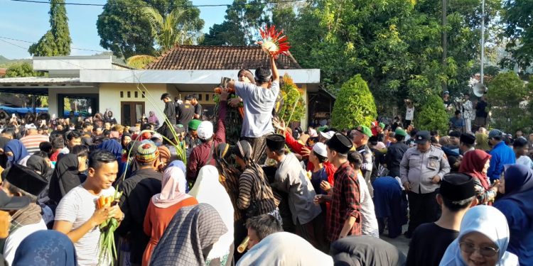 Grebeg Suro dan Kirab Pusaka Girikusumo: Tradisi Sakral Sarat Makna Spiritual