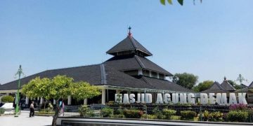 Wisata Ramah Muslim Mampu Dongkrak Ekonomi Daerah