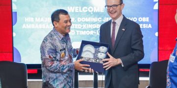 Bertemu Ahmad Luthfi, Duta Besar Inggris Tertarik Investasi Pengolahan Sampah Hingga Keamanan Siber di Jawa Tengah