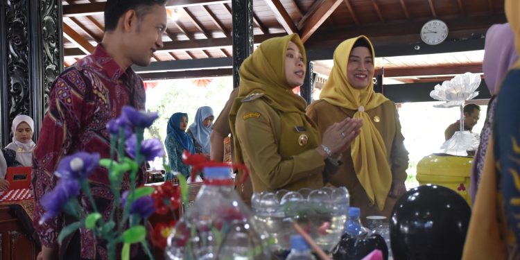 Bupati Demak Buka Lomba Kreasi dan Inovasi 2025, Angkat Tema Pengolahan Limbah Plastik Bernilai Ekonomis