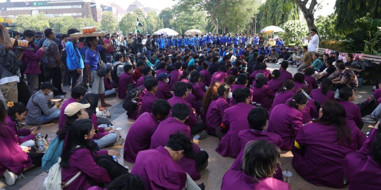 Terima Aksi Demo Mahasiswa, Mohammad Saleh Pastikan Tindaklanjuti Tuntutan Mahasiswa