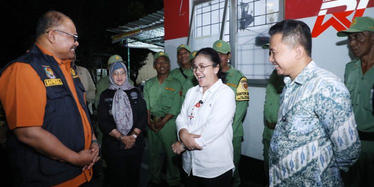 Tingkat Partisipasi Tinggi, Kemendagri Apresiasi Siskamling di Kota Semarang