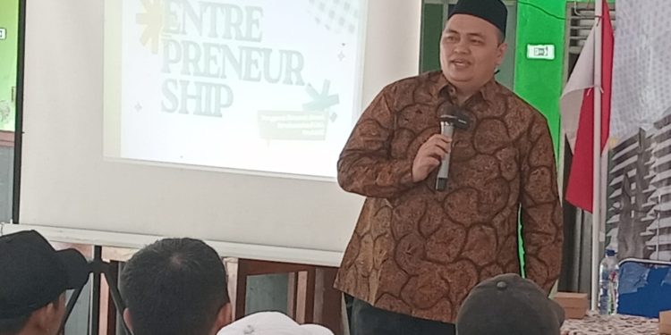 Program Penanaman Pohon Tidak Hanya Berdimensi Ekologis, Tapi Juga Ekonomis