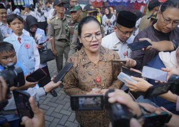 Pemkot Pastikan Tak Ada Lagi Guru Honorer Mulai 2026