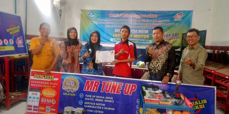 30 Peserta Ikuti Penutupan Program Kecakapan Wirausaha Otomotif di Demak, Terima Bantuan Peralatan