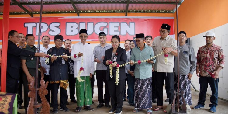 Walikota Semarang Agustina Wilujeng Dukung Pilah Sampah Warga Tlogosari Wetan