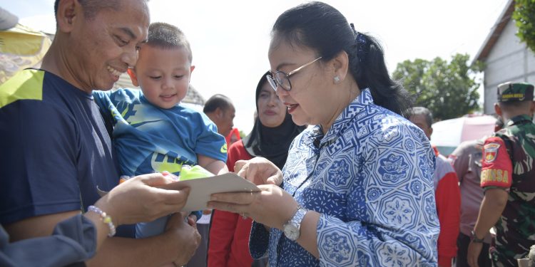 Koperasi Merah Putih Sinergi Bersama Pasar Rakyat Hadirkan Sembako Murah