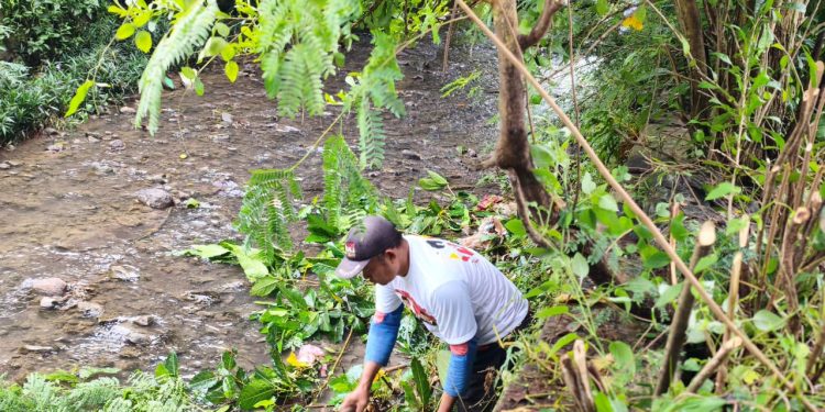 Eksekusi Gerakan Indonesia ASRI Prabowo, Kader Gerindra Kota Semarang Kerja Bakti Bersihkan Sungai
