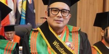 Wakil Ketua DPRD Jateng Mohammad Saleh Sampaikan Terima Kasih Usai Raih Doktor Hukum di Wisuda Unissula
