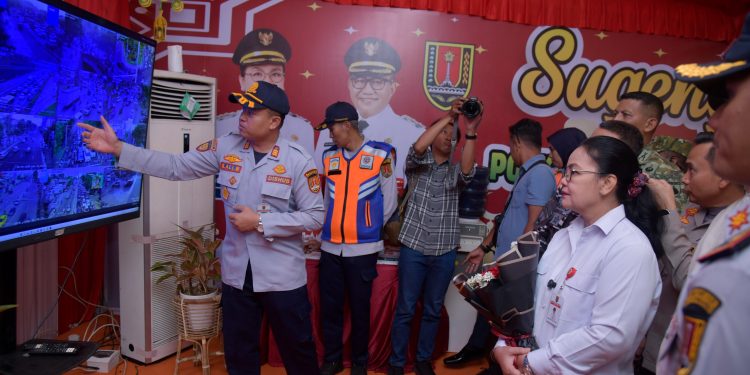 Pantau Posko Mudik Lebaran, Wali kota Agustina Wilujeng Pastikan Pelayanan Lancar