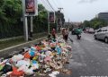 Tangani Laporan Masyarakat, DLH Kota Semarang Sigap Bersihkan Tumpahan Sampah