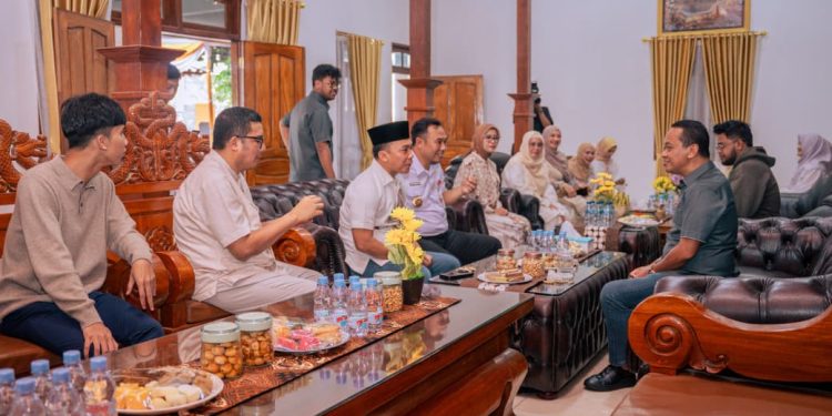Wakil Ketua DPRD Jateng Mohammad Saleh Dampingi Bahlil di Sragen, Tegaskan Sinergi Pusat dan Daerah