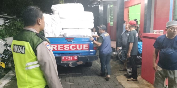 Pemkot Semarang Salurkan Bantuan Sosial ke Warga Terdampak Banjir Tugu dan Ngaliyan