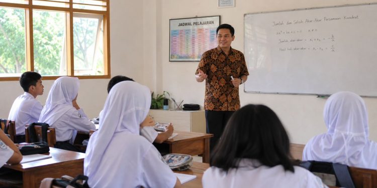 Mohammad Saleh Minta Nasib 1.814 Guru Honorer Tetap Diperhatikan Meski Ada Efesiensi Anggaran